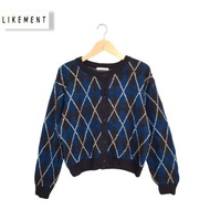 Thick Wool Cardigan with Argyle Ketupat Pattern in Black-Navy