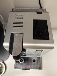 Nespresso Lattissima Pro De'Longhi 咖啡機