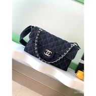CHANEL Female Bag Airport BagJ Boran Same Style Jing Boran Same Style Denim Airport Bag Male Female 