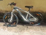 Giant Talon 27.5 2 山地車