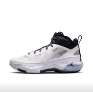 Air Jordan 37 黑/白