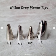 Wilton decorative syringe tips Drop Flower 129 224 225 190 2D 2E 1B 1C Wilton buttercream flower syr