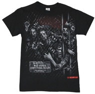The Walking Dead Mens เสื้อยืด-Zombie Attack On The Georgia Prison Image