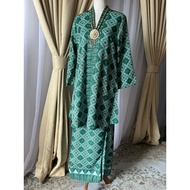 Kebaya Klasik Motif Songket