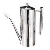 700Ml Stainless Steel Olive Oil Bottle Vinegar Dispenser Sauce Vinegar Batcher Can Pots Oil Containe