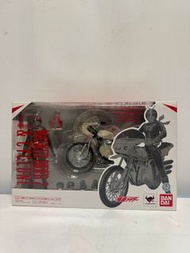 Bandai SH Figuarts Masked Rider & Cyclone 幪面超人2號連電單車