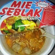 Instant seblak / cuanki noodles