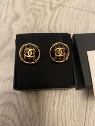 Chanel 22a cc logo 復古 耳環