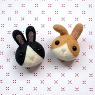羊毛氈DIY-兔子材料包(兩隻) 附別針/手機繩/鑰匙圈
