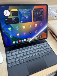 iPad Pro 12.9 M1/128 WiFi 連 Magic Keyboard