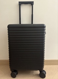 Cainz 黑色行李喼 行李箱 - Cainz Black Carryon Suitcase