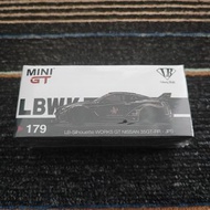 MiniGT #179
LB Silhouette WORKS GT
Nissan 35GT-RR ver.1 JPS
