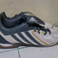 Sepatu bola Adidas Predator Powerswerve IN Original