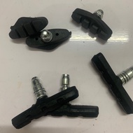 2 sports bike brake pads, straight bike brakes, round bike brakes