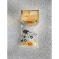 Suzuki GP125 TRS118 Disc Pump Repair Kit Item NOS Japan