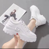 Sepatu Sneakers Wanita Korea Sport Shoes White Black Kets Hitam Putih Polos Sepatu Sekolah COD Sepat