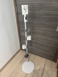 Dyson 吸塵機叉電收納架