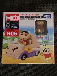 Dream Tomica R06 | Crayon Shinchan x Buribburizarmom Car 蠟筆小新 x 豬豬俠座駕 (BRAND NEW 全新) 