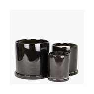 Como Black Ceramic Pot (includes Matching Saucer)