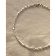 Elegant rice grain stone necklace - Rice grain