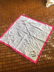 Hello Kitty McDonalds 限量版圍巾 scarf