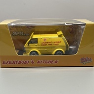 MK Foshan Exhibition 1: 64 Mitsubishi Delica Food Truck with Doll Alloy Car Model