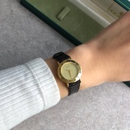 【日本直送 名牌中古包】GUCCI 古馳 腕錶 棕色 金色 圓形錶盤 羅馬數字 皮革 蜥蜴皮 石英錶 vintage cfa68u
