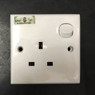 13A Wall Socket With Switch