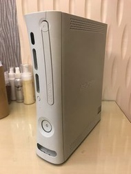 Xbox360主機 (故障機  無其他配件）