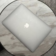MacBook Air（13 英寸，2019)極新