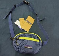 Patagonia✅全新 Full packaging hkluxehk 🎁 Ultralight Sporty Casual Zippered Waist Bag/Crossbody Bag, Un