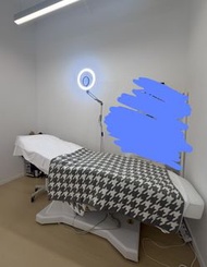 D13B 全電動美容床 白色