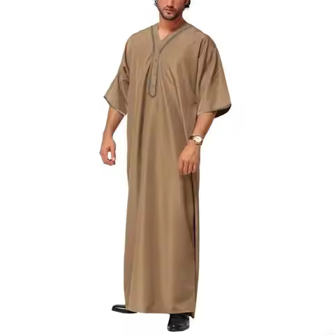 68UA Middle East Muslim Clothing with Button Design Men Jubba Thobe Leisure Clothing