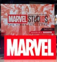Marvel Studios 10 Years Mini 燈箱 ht hottoys