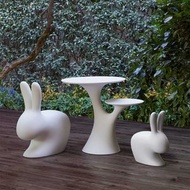 Qeeboo｜兔子樹造型邊桌