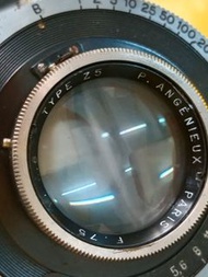 f2.8波波鏡 Angenieux 75 mm Type Z5  最大光圈的 “ 番梘泡鏡王 ” = 德國 Hugo Meyer 廠 80mm f2.8 Trioplan 連 Compur Rapid 1-1/400 sec. 鏡間式快門， 手動估尺對照，原裝法國製造 120 菲林 6x6cm 風琴摺合相機。假如將鏡頭拆下來加工，加伸縮對焦環可以用在 SLR 單鏡反光相機,  這支可直接用在無反數碼相機上