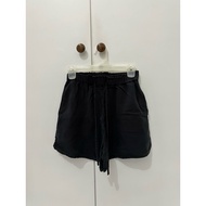 URBAN REVIVO BLACK PANTS