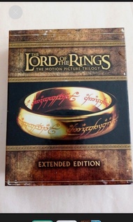 💫  魔戒 三部曲  The Lord Of The Rings  1 套 3電影 。  The Two Towers 。  The Fellowship Of The Ring 。   The Retutn  Of The King  。 特別加長版  一套 15隻 藍光碟 Blu Ray  +  DVD  影碟  珍藏版 原裝正版