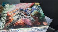 萬代mg 00 Raiser 高達模型