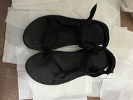 teva 涼鞋