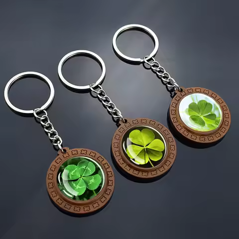 Four Leaf Clover Keychain Lucky Clover Wood Glass Pendant Keyring