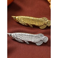 Every Year Vintage Vintage Arowana Brooch Simple Shawl Cardigan Anti-Exposure Animal Pin Accessories