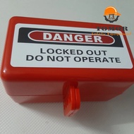 Plug lockout - BD-D31 Plug lock for 5 in 1 use