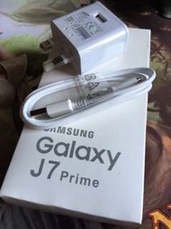 Samsung J7 Prime 白色原裝2A快充 2A Fast Charger Original With Cable With Box