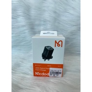 MCDODO CG1691  33W DIGITAL DISPLAY FAST CHARGER