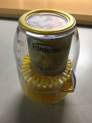 全新迷你榨汁機 Trudeau Mini Citrus Juicer Presse-Agrumes