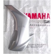 Inner 2, Right Front Wing Glossy Silver All New Aerox 155 ABS CONNECTED BBP-F835V-00-P5