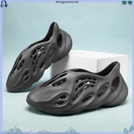 Bcq Selipar Yeezy Sandal Hole Shoes  Men Slippers Slipar Lelaki Kasut Selipar Lelaki