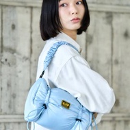 【熱門預購】KiU 蓬蓬鬆鬆褶皺手提包 (三色) K486