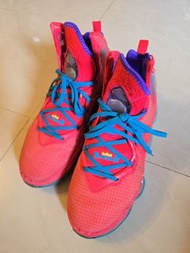 Nike LeBron 19 - Red/Blue